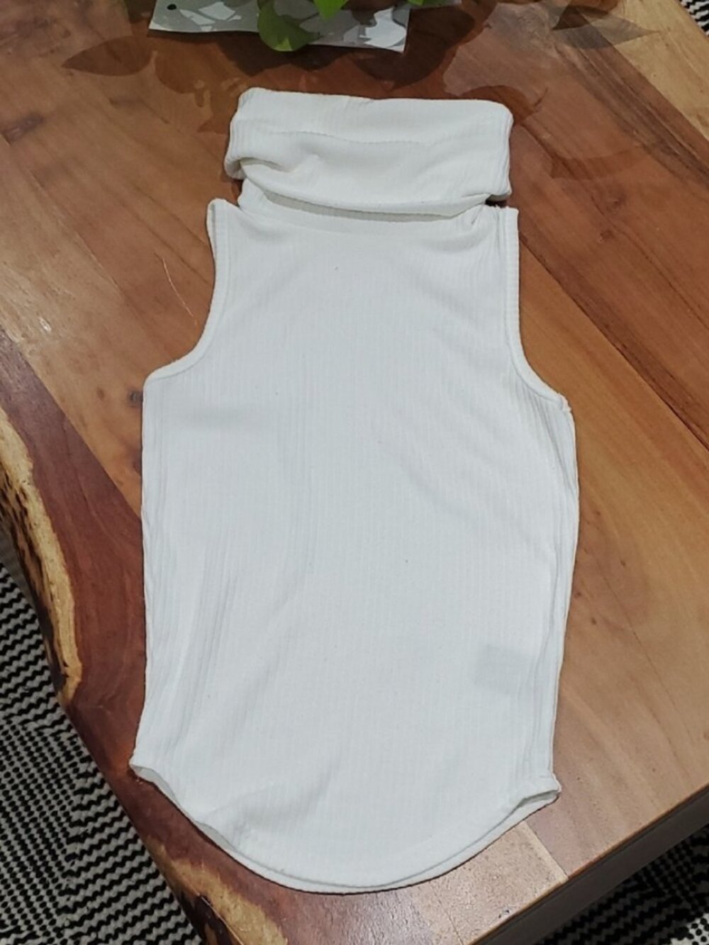 Revamped Ivory/White Sleeveless Turtleneck Curved Knit Tank